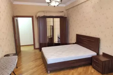 Aylıq Kirayə Yeni Tikili Elmler Akademiyasıda