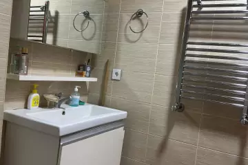 Aylıq Kirayə Yeni Tikili Elmler Akademiyasıda