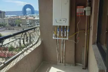 Satılır Yeni Tikili Ağ şəhər Kompleksində