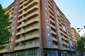 Aylıq Kirayə Yeni Tikili Elmler Akademiyasıda