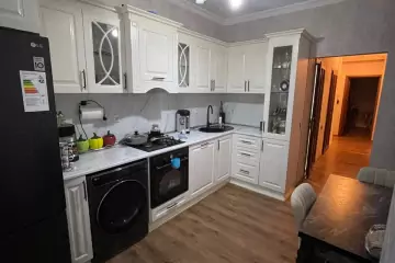 Satılır Yeni Tikili Masazırda