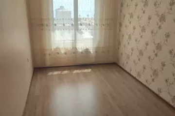 Satılır Yeni Tikili Ağ şəhər Kompleksində