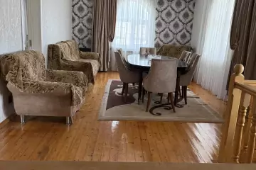 Satılır Həyət Evi Binəqədidə