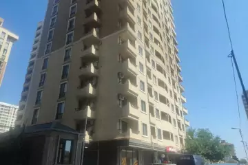 Satılır Yeni Tikili Ağ şəhər Kompleksində