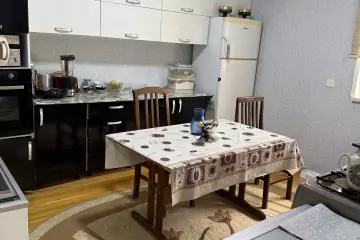 Satılır Həyət Evi Binəqədidə