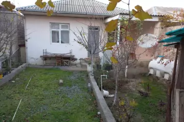 Satılır Bağ Evi şağanda
