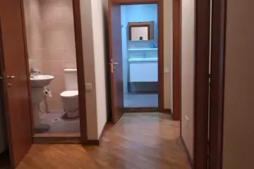 Aylıq Kirayə Yeni Tikili Elmler Akademiyasıda