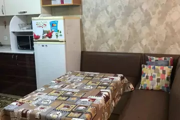 Satılır Həyət Evi Binədə