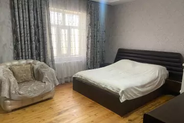 Satılır Həyət Evi Binədə