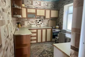 Satılır Həyət Evi Binədə