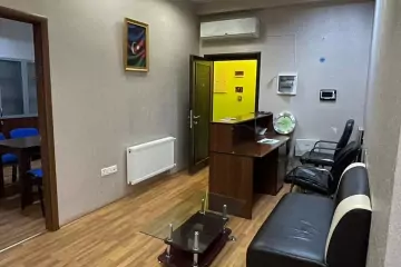 Aylıq Kirayə Ofis Ayna Sultanova Heykəlində