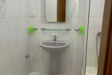 Aylıq Kirayə Yeni Tikili 28 May Metrosu ətrafında
