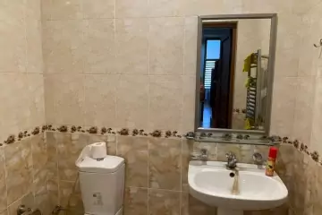 Aylıq Kirayə Ofis Ayna Sultanova Heykəlində
