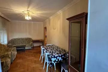 Aylıq Kirayə Köhnə Tikili Montində