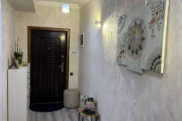 Satılır Yeni Tikili Yeni Günəşlidə
