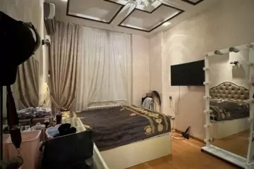 Satılır Yeni Tikili Ağ şəhər Kompleksində