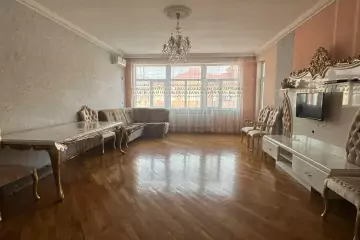 Satılır Yeni Tikili Ağ şəhər Kompleksində