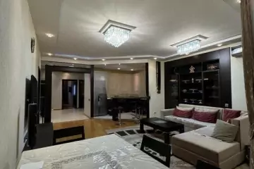Satılır Yeni Tikili Ağ şəhər Kompleksində