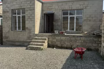 Satılır Həyət Evi Buzovnada