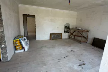 Satılır Həyət Evi Buzovnada