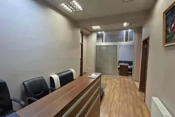 Aylıq Kirayə Ofis Ayna Sultanova Heykəlində