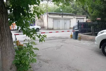 Satılır Köhnə Tikili 28 May Metrosu ətrafında