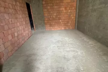 Satılır Yeni Tikili 7-ci Mikrorayonda