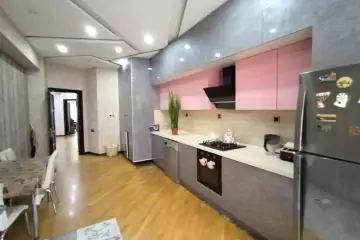 Satılır Yeni Tikili Yasamalda