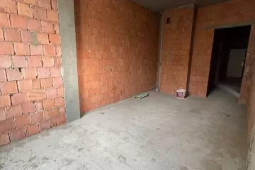 Satılır Yeni Tikili 7-ci Mikrorayonda