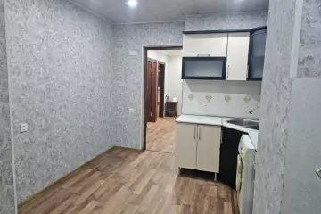 Satılır Köhnə Tikili Bakıxanovda