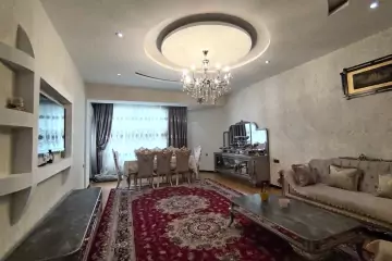 Satılır Yeni Tikili Yasamalda