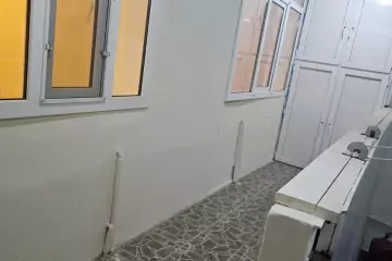Satılır Köhnə Tikili Bakıxanovda