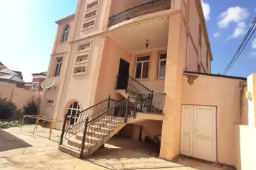 Satılır Həyət Evi Badamdarda