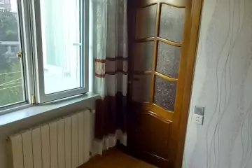 Satılır Köhnə Tikili 4-cü Mikrorayonda