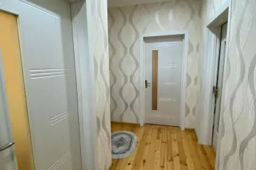 Satılır Həyət Evi Sarayda