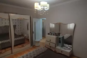Satılır Həyət Evi Sarayda