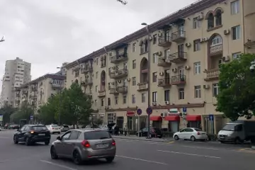 Satılır Köhnə Tikili Yasamalda