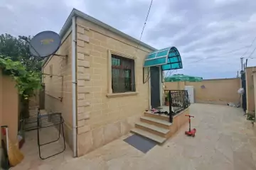 Satılır Həyət Evi Sarayda