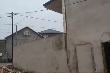 Satılır Həyət Evi Bakıda