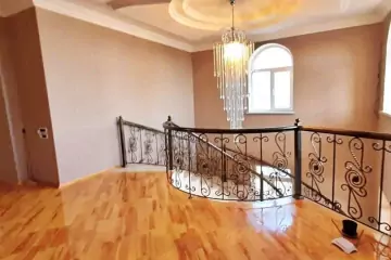 Satılır Həyət Evi Badamdarda
