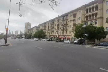 Satılır Köhnə Tikili Yasamalda