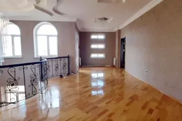 Satılır Həyət Evi Badamdarda