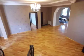 Satılır Həyət Evi Badamdarda
