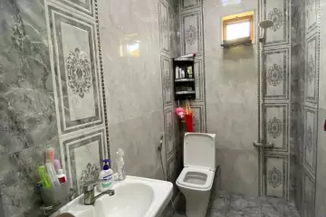 Satılır Həyət Evi Sarayda