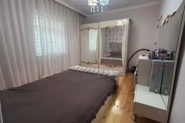 Satılır Həyət Evi Sarayda