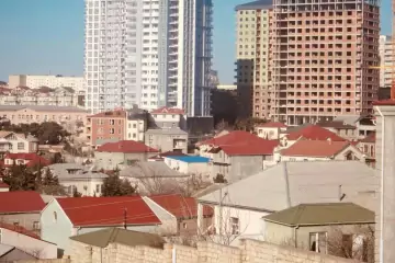 Satılır Həyət Evi Badamdarda