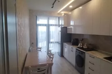Satılır Yeni Tikili Bakıxanovda