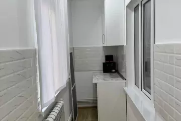 Satılır Köhnə Tikili Yeni Günəşlidə