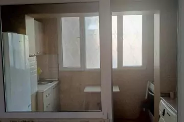 Satılır Köhnə Tikili 8-ci Mikrorayonda
