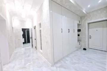 Satılır Yeni Tikili Qələbə Residence Yaşayış Kompleksida